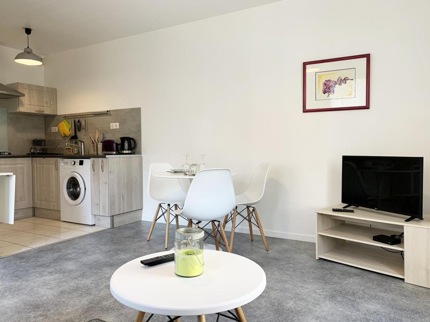 Le Matisse Apartment Mainvilliers  ภายนอก รูปภาพ