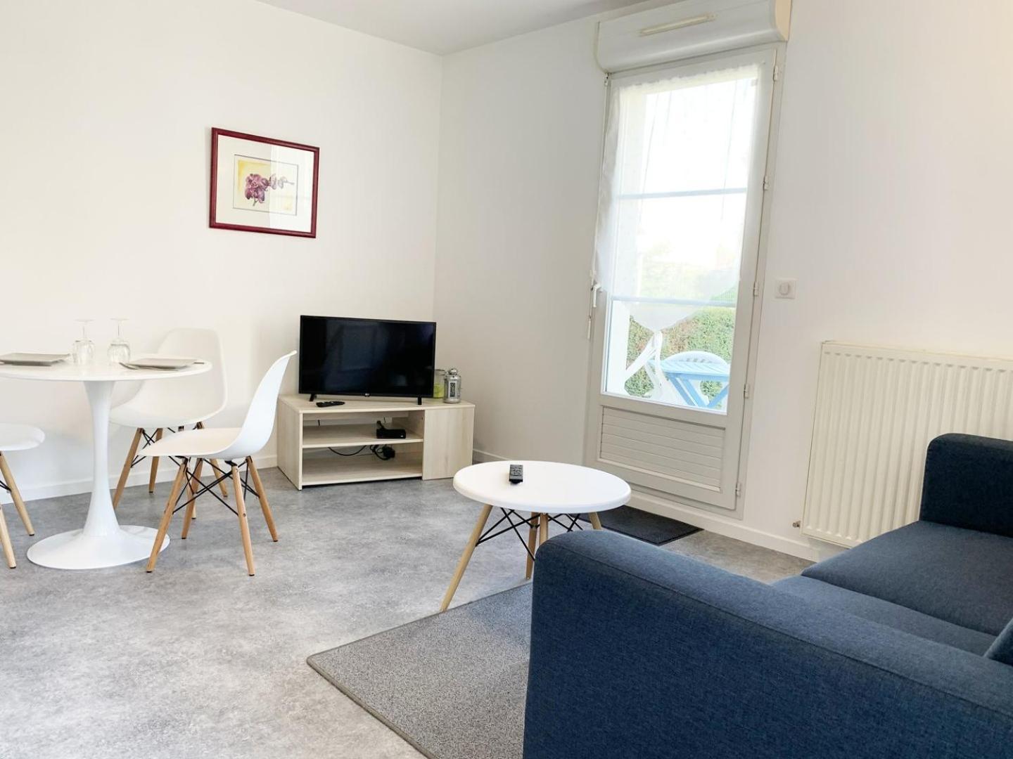 Le Matisse Apartment Mainvilliers  ภายนอก รูปภาพ